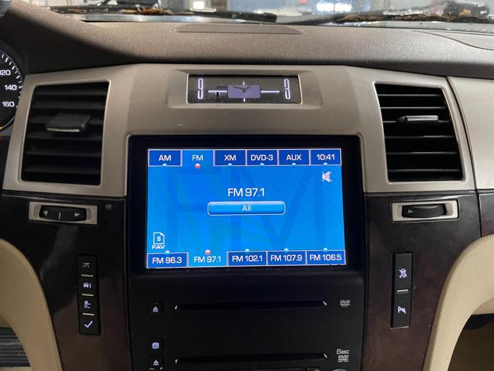 2008 cadillac escalade luxury with 166130 miles for sale near elk-river, minnesota 09b4ad786f174954bf6d14343d89e24e.jpg
