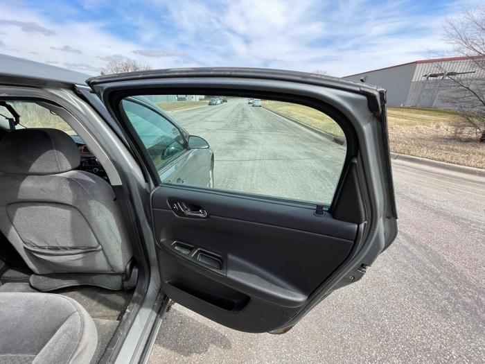 2008 chevrolet impala lt with 187160 miles for sale near elk-river, minnesota 09c50081402b49cc8d0cd056334043dc.jpeg