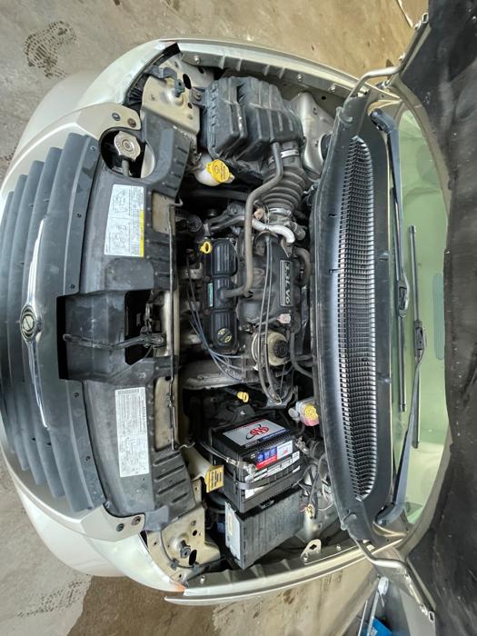 2006 chrysler town-&-country base with 98507 miles for sale near elk-river, minnesota 09cffc30bcad40abb7e786b839e10333.jpeg