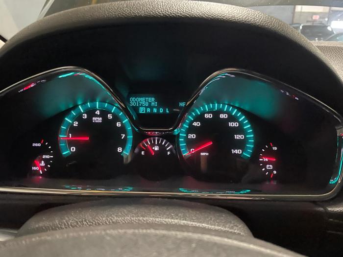 2017 chevrolet traverse lt with 301757 miles for sale near elk-river, minnesota 0a100a9535a748f8bee18c83eee26756.jpg