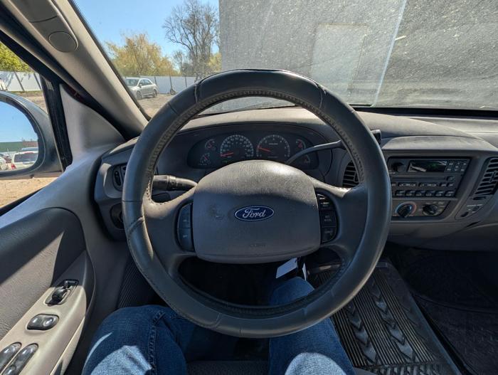 2003 ford f-150 xl-supercab-2wd with 173603 miles for sale near elk-river, minnesota 0a1875f34cdc4ae38bdb2047ff864e36.jpg