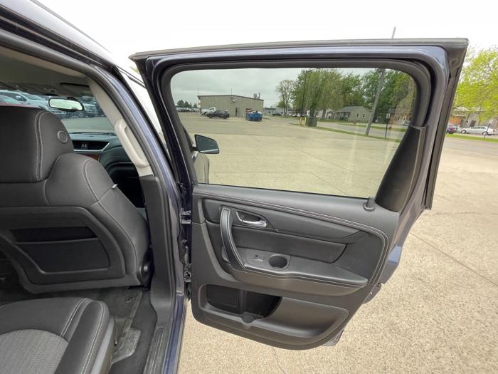 2014 chevrolet traverse 2lt-awd with 131768 miles for sale near alexandria, minnesota 0a2ad37622f044458dc1e89732aa2558.jpeg