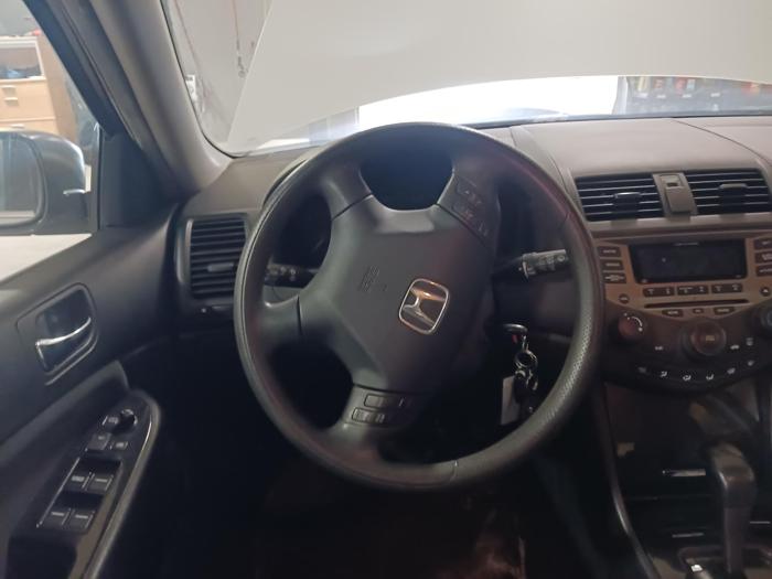 2006 honda accord lx-se-sedan-at with 168218 miles for sale near elk-river, minnesota 0a8b262ea6c1464395a717a1719a9f21.jpg