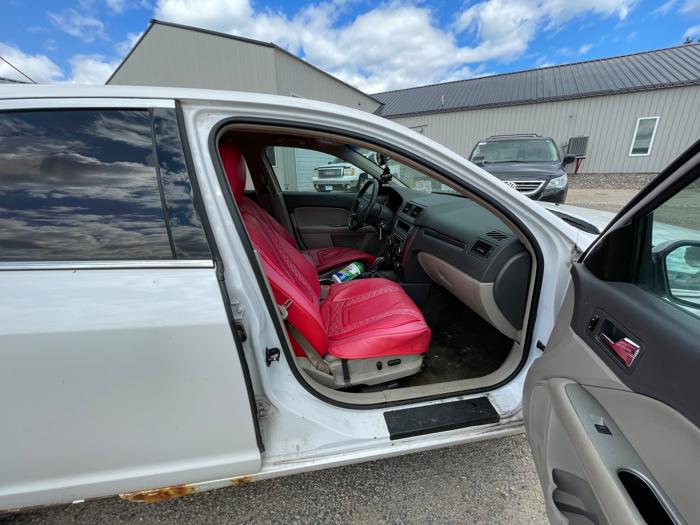 2011 ford fusion i4-sel with 211509 miles for sale near elk-river, minnesota 0aa23a1a31734339a5fb113a641feca6.jpeg