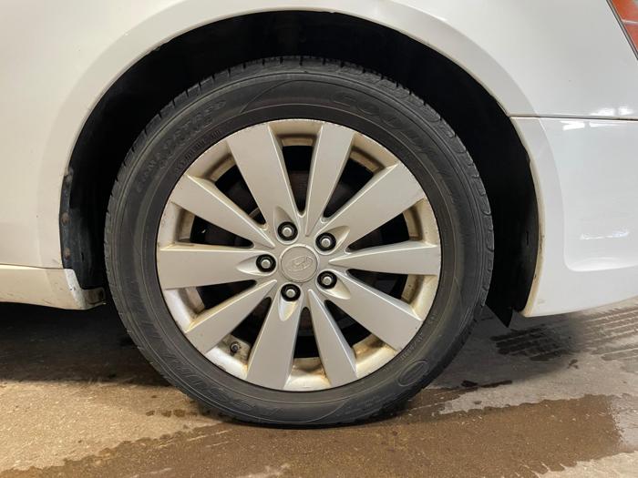 2009 hyundai sonata limited with 198144 miles for sale near elk-river, minnesota 0ab3f69529f24b3fb482dab8ef690f3c.jpg