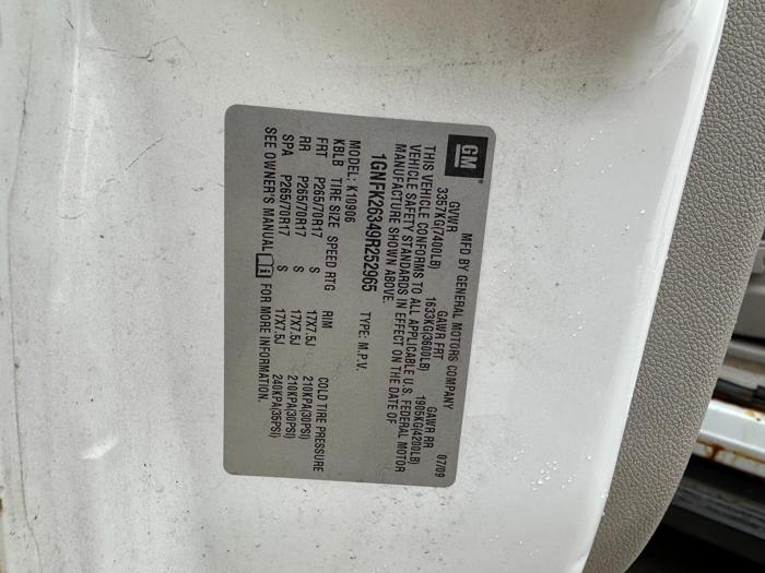 2009 chevrolet suburban lt1-1500-4wd with 242331 miles for sale near elk-river, minnesota 0acb053503d943f89aa1a4d117cc547f.jpg