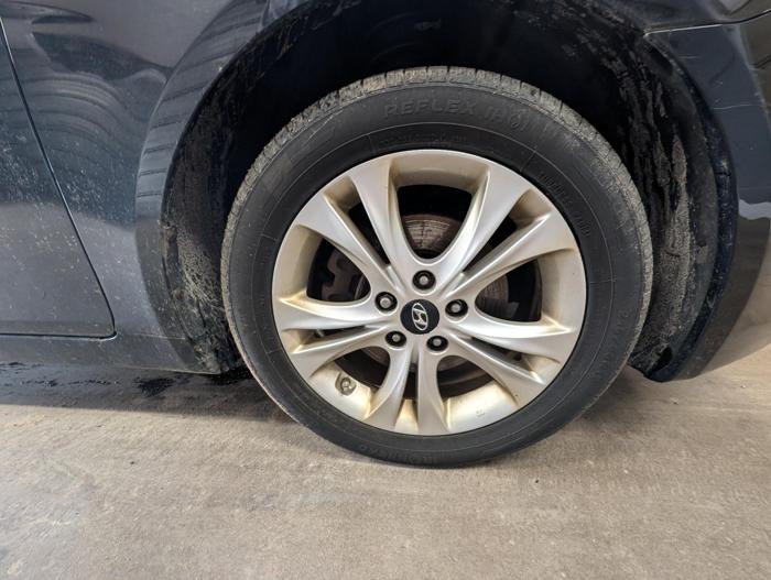 2012 hyundai sonata limited-auto with 299773 miles for sale near elk-river, minnesota 0ae329c565f14de1ba3840dc30d9fd94.jpg