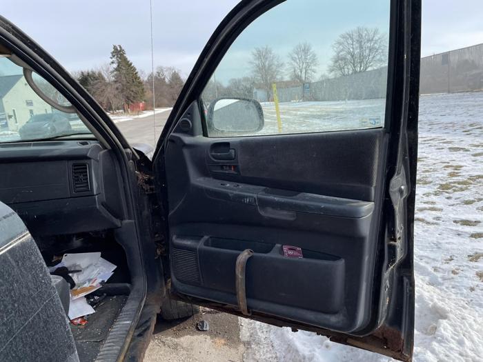 2002 dodge dakota slt for sale near elk-river, minnesota 0ae710d6720e4e49b61c6cd6393cd00b.jpg