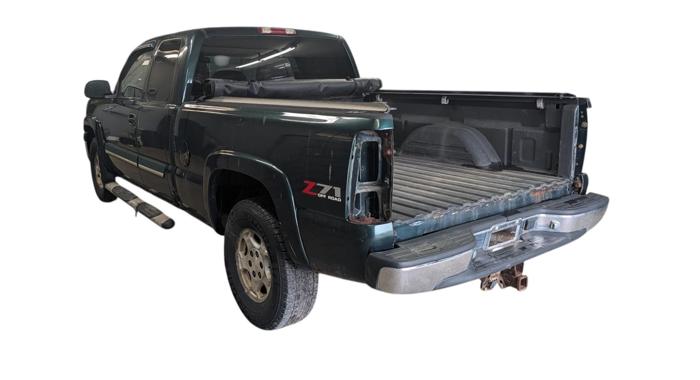 2004 chevrolet silverado-1500 work-truck-ext.-cab-short-bed-4wd with 322888 miles for sale near elk-river, minnesota 0afe1bb9ab444c428f7f82981b54f3c3.jpg