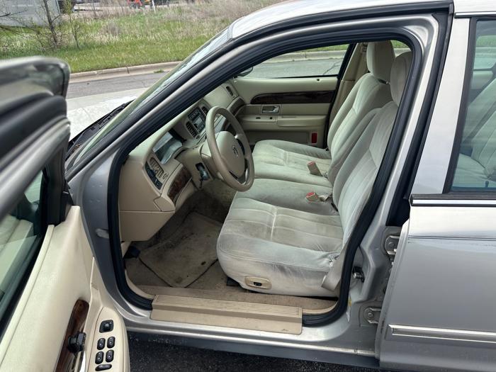 2007 mercury grand-marquis gs for sale near elk-river, minnesota 0b1573fa617c4a0fbedd5927bdfd1711.jpeg