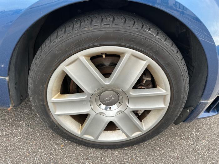 2004 audi tt roadster-quattro-(250-hp) with 126058 miles for sale near burnsville, minnesota 0b1c1b4cd1bb45768fc7023da9c3fa0f.jpeg