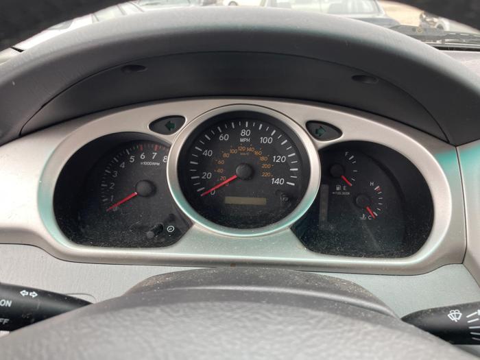 2004 toyota highlander base for sale near elk-river, minnesota 0b3d2aac10fd4fa1928933818f3fb4ca.jpg