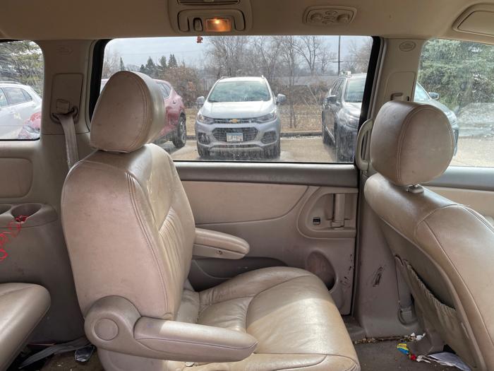 2004 toyota sienna le---7-passenger with 225351 miles for sale near fridley, minnesota 0b41c0c927804a08a3b1401ee87eb415.jpeg