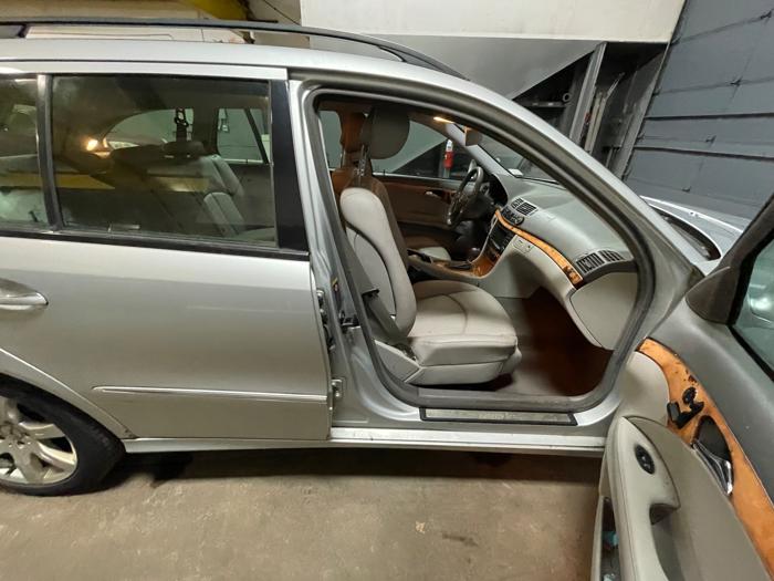 2007 mercedes-benz e-class-wagon e350-4matic with 143764 miles for sale near elk-river, minnesota 0b4917cec8ba4efcbd123467e2255b73.jpeg