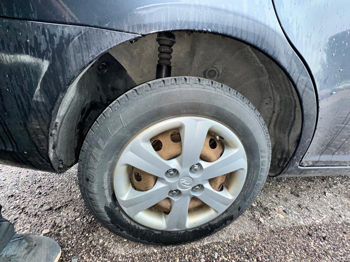 2010 hyundai accent gls-4-door with 103582 miles for sale near elk-river, minnesota 0b50a2659bb4418fbef22c27cb514af0.jpeg