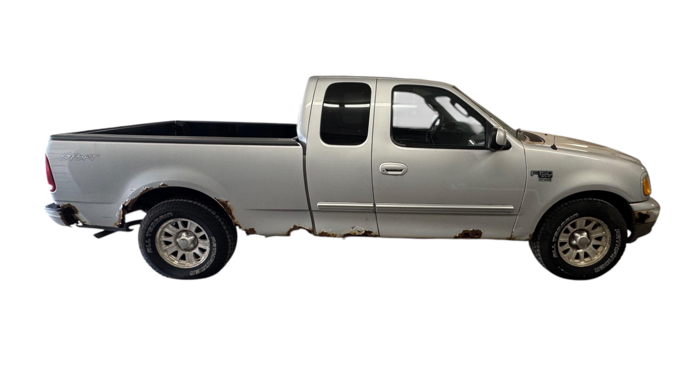 2002 ford f-150 xl-supercab-short-bed-2wd with 119291 miles for sale near elk-river, minnesota 0b56f554c9d64b6b9a08584ccebe5dbd.png