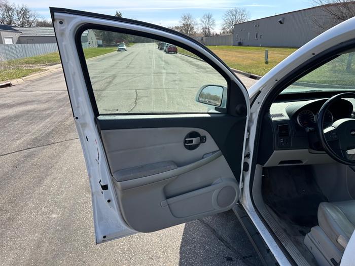 2006 chevrolet equinox lt-awd with 186388 miles for sale near elk-river, minnesota 0b7bf03cca2b4c568f1a42a908a267c6.jpeg