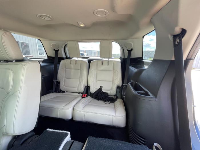 2016 ford explorer platinum with 178102 miles for sale near elk-river, minnesota 0b89995fedff4b3e804edee2536eb54a.jpg