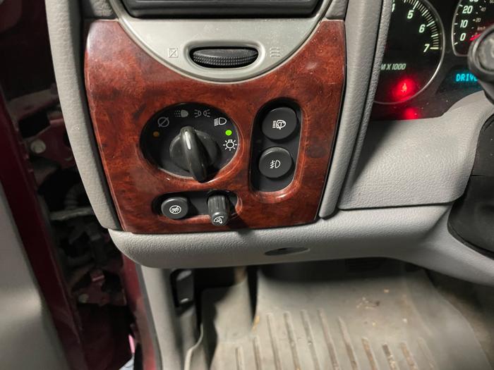 2006 gmc envoy denali-4wd with 264098 miles for sale near elk-river, minnesota 0b9c48c55ef74c968cd86fbda18f4cf4.jpeg