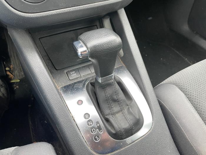 2009 volkswagen rabbit 4-door-s with 205218 miles for sale near elk-river, minnesota 0baf63a5466b4612b2c813de364289d7.jpeg