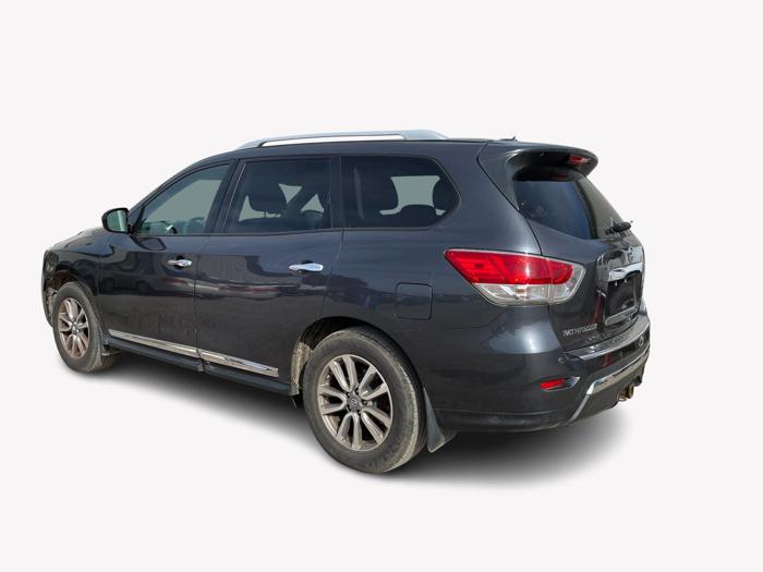 2014 nissan pathfinder-sv- sl with 119472 miles for sale near elk-river, minnesota 0bb056337fc04a059bd20c110020e634.jpg