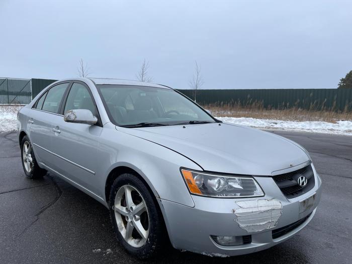 2007 hyundai sonata se with 209904 miles for sale near elk-river, minnesota 0bc7d2ca3cb7497486460052c85a8095.jpg