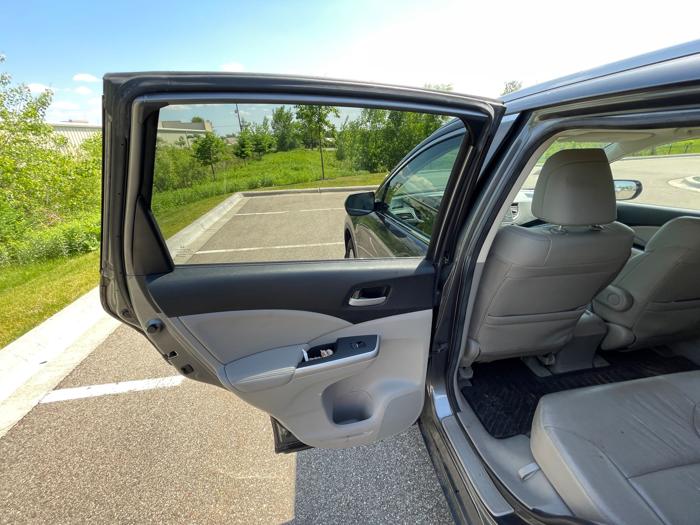 2013 honda cr-v ex-l-4wd-5-speed-at with 258493 miles for sale near lake-elmo, minnesota 0bd8d161f9e644c8a123435703c86189.jpeg