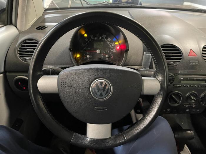 2005 Volkswagen Beetle