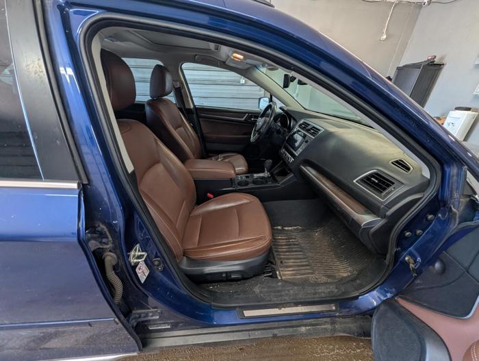 2017 subaru outback 3.6r-touring with 165726 miles for sale near elk-river, minnesota 0bff073febfd44de8437a1042fe973e7.jpg