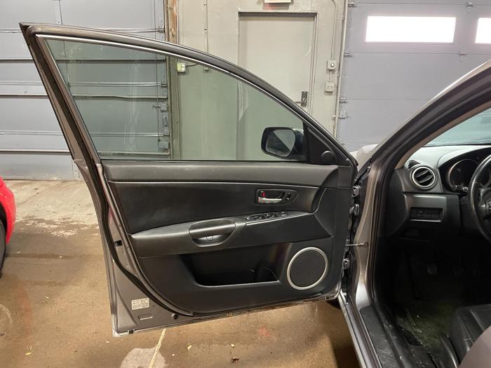 2004 Mazda Mazda3