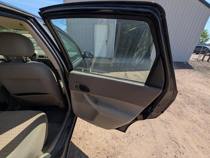 2006 ford focus zx4-s with 153356 miles for sale near elk-river, minnesota 0c254fea6fdc47d48a1edf8c5cfbd997.jpg