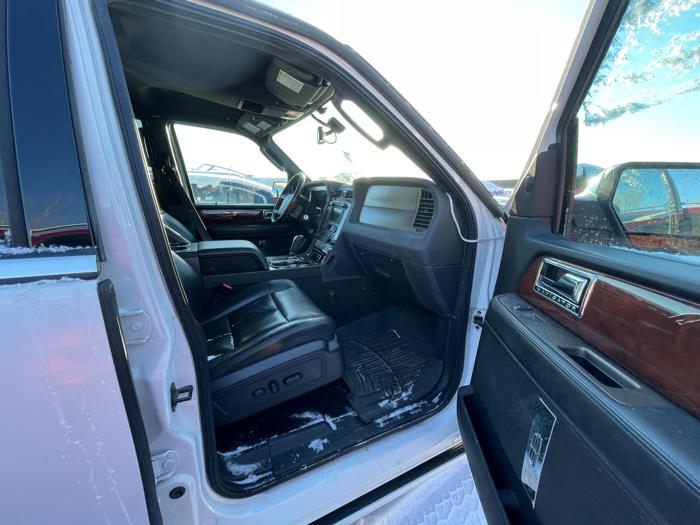 2011 lincoln navigator l with 218229 miles for sale near elk-river, minnesota 0c29feaab361409f9677363e2830c2b7.jpg