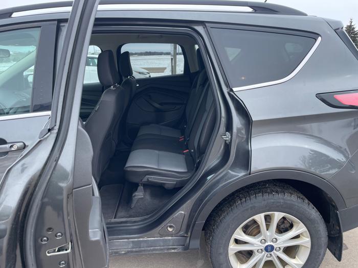 2018 ford escape se-4wd with 123949 miles for sale near clearwater, minnesota 0c7a65fba039469c9416e03ac38bb045.jpeg