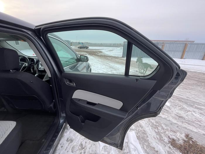 2011 chevrolet equinox ls-2wd with 130712 miles for sale near elk-river, minnesota 0c8d8cc18a0a4557bc7a2c09361a3aca.jpeg