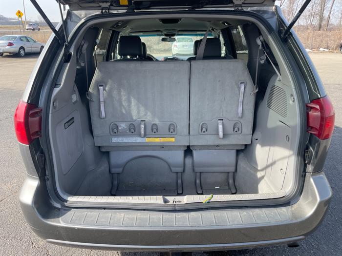 2004 toyota sienna xle-awd with 220628 miles for sale near shakopee, minnesota 0cb8742f153f4ebc878f14fda15683a9.jpeg