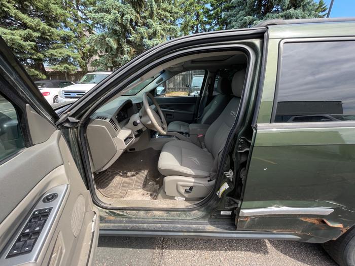 2006 jeep grand-cherokee laredo-4wd with 232265 miles for sale near spring-lake-park, minnesota 0cc7dfa06b4e40c6b239c12d8d03dfb6.jpeg