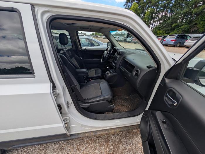 2014 jeep patriot latitude-2wd with 185268 miles for sale near elk-river, minnesota 0cf72fdf276d4f01bb6153bd85958282.jpg