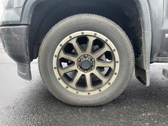 2014 gmc sierra-1500 denali-crew-cab-4wd with 211549 miles for sale near white-bear-lake, minnesota 0d1c09b9308f4e85adc97992412badfd.jpeg