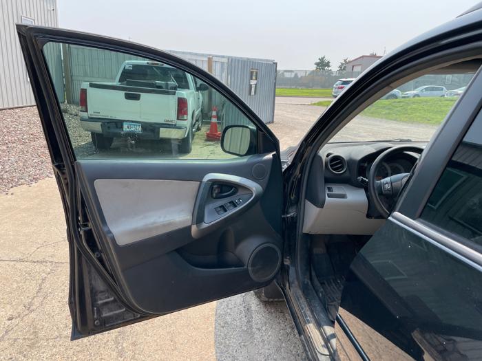 2012 toyota rav4 base-i4-4wd with 190396 miles for sale near elk-river, minnesota 0d28c90198a943508130b5363b164d28.jpeg