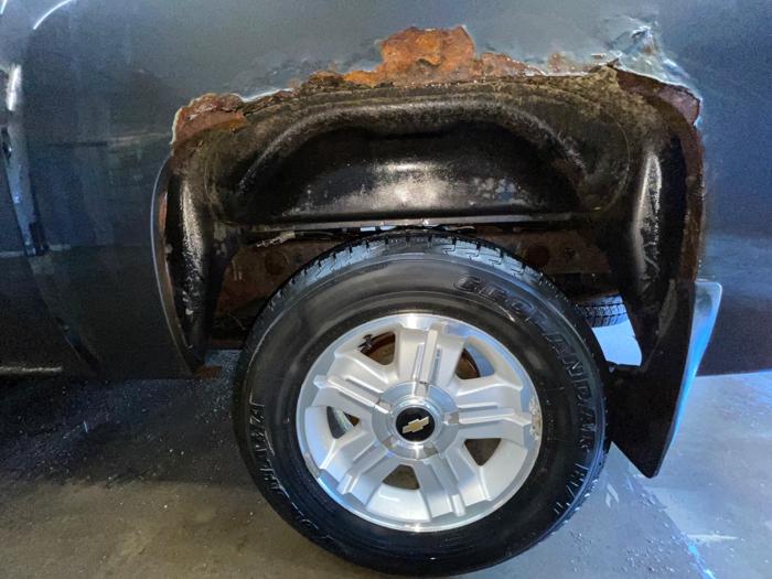 2011 chevrolet silverado-1500 lt-ext.-cab-long-box-4wd with 114922 miles for sale near elk-river, minnesota 0d3b6affaa96451682f7c814555f0a70.jpeg