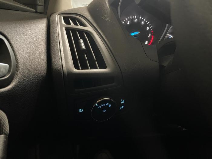 2014 ford focus se with 122040 miles for sale near elk-river, minnesota 0d50fbda0a084c4e9a5cd66dbefb037d.jpg