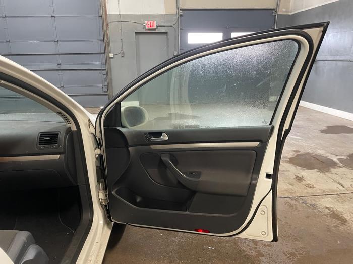 2008 volkswagen rabbit 4-door-s with 119910 miles for sale near elk-river, minnesota 0d60354af02647058a75a08da1fc6c04.jpeg