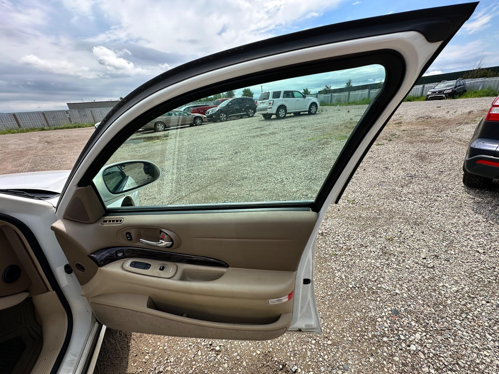 2004 buick lesabre limited with 167327 miles for sale near elk-river, minnesota 0d64df137bb445daa25902f2ed816401.jpeg