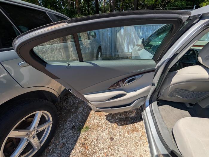 2011 buick lacrosse cx with 173682 miles for sale near elk-river, minnesota 0d9bec3e0ef74720a958e8d34f9ee301.jpg