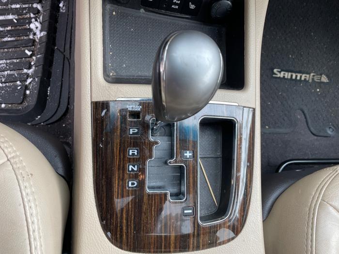 2012 hyundai santa-fe limited-3.5-4wd with 105003 miles for sale near elk-river, minnesota 0db63d5b2baf4129bf2854331fe054c9.jpeg