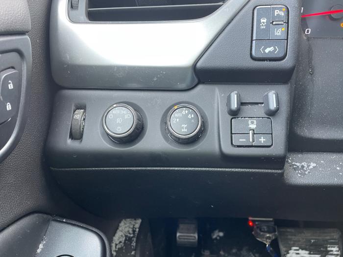 2015 chevrolet suburban lt-1500-4wd with 195173 miles for sale near white-bear-lake, minnesota 0dd8592ab7da4d0690c22a279949c0f8.jpeg