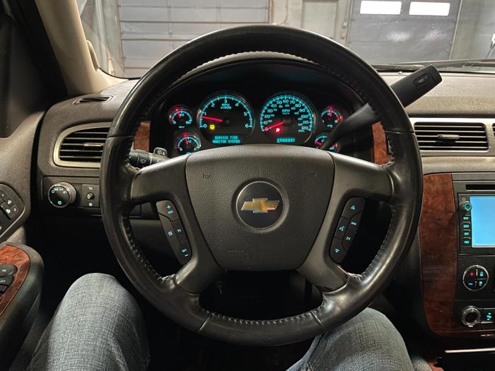 2007 chevrolet tahoe ls-4wd with 236154 miles for sale near elk-river, minnesota 0dec222a64ea4acfbeb0c86f79a5c163.jpg