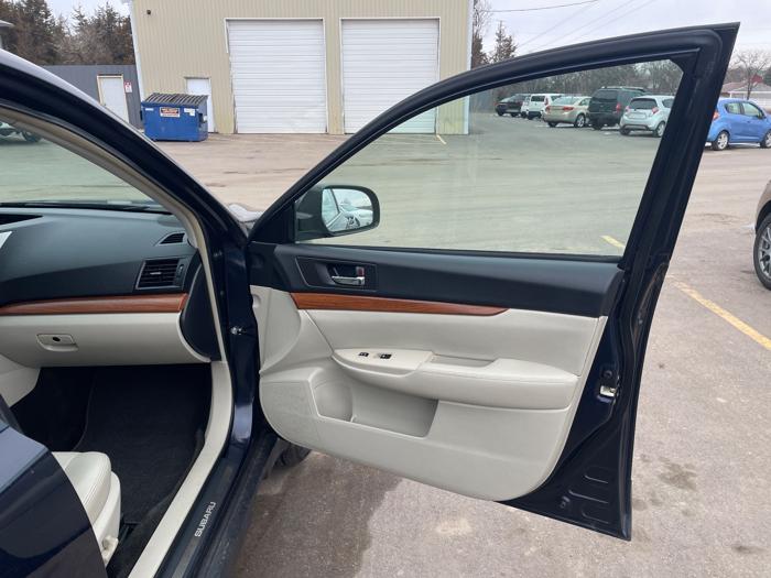 2013 subaru outback 3.6r-limited with 153501 miles for sale near clearwater, minnesota 0df108a0ed1243648a1fdecfed17f40d.jpeg