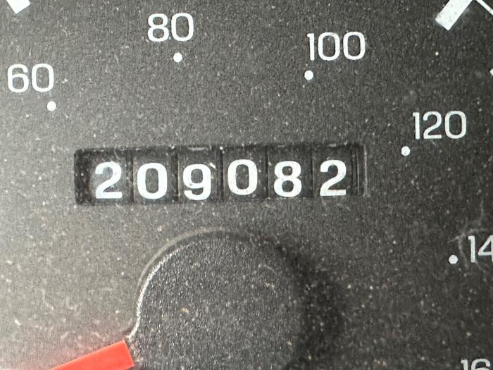 2000 ford f-250-sd xl-supercab-short-bed-4wd with 209082 miles for sale near elk-river, minnesota 0df124a6b4db4c1393a8fae6ea671cc5.jpeg