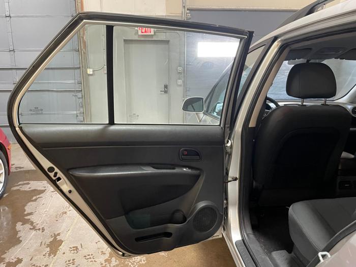 2009 Kia Rondo